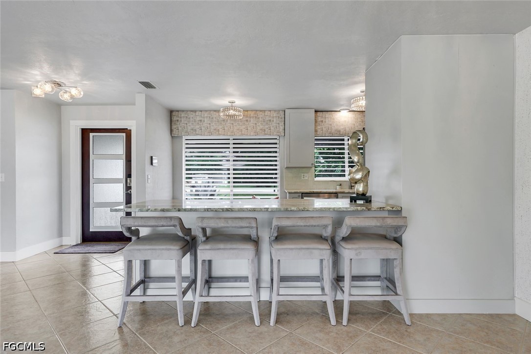 3 Bed SingleFamilyResidence for Sale in Cape Coral, photo 6