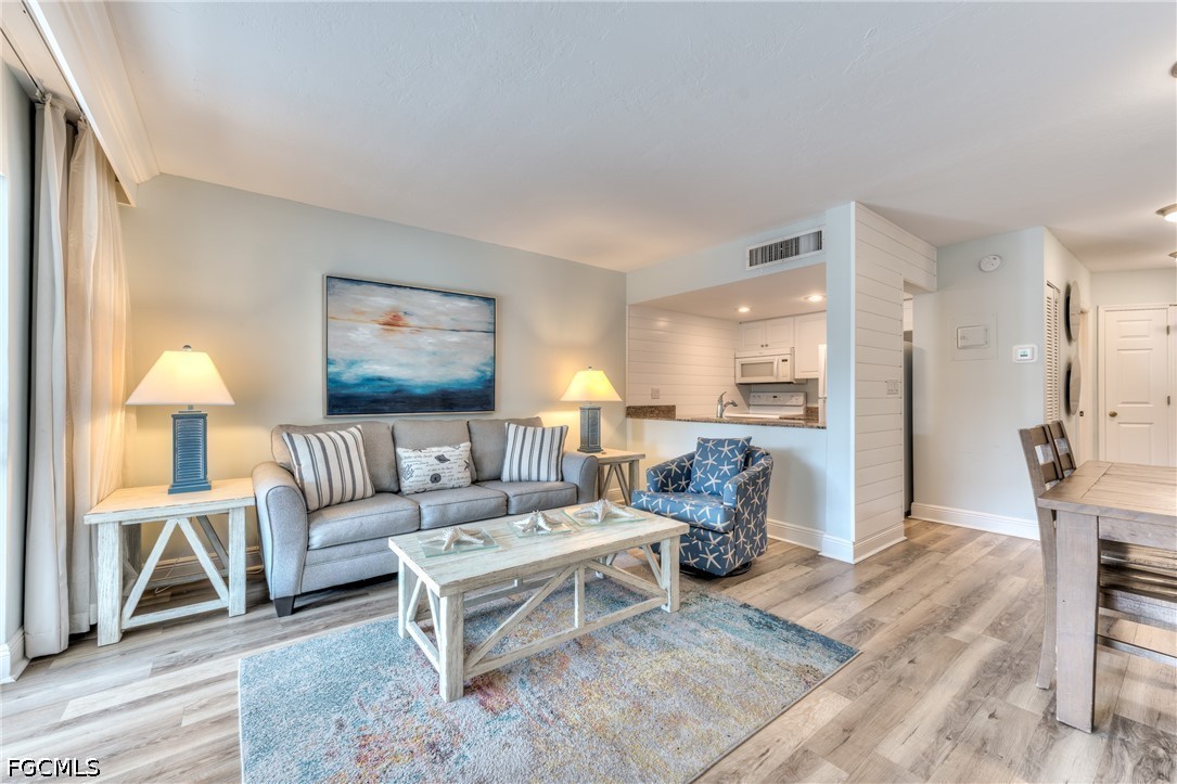 1 Bed Condominium for Sale in Tennis Villas, photo 6