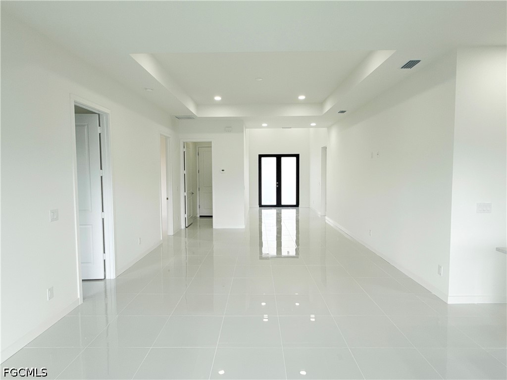 4 Bed SingleFamilyResidence for Sale in Cape Coral, photo 6