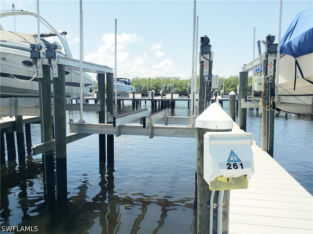 Waterfront Home for Sale in Naples, photo 6