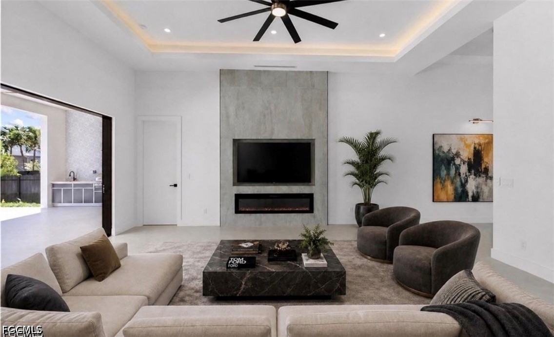 4 Bed Pool Home for Sale in Cape Coral, photo 6