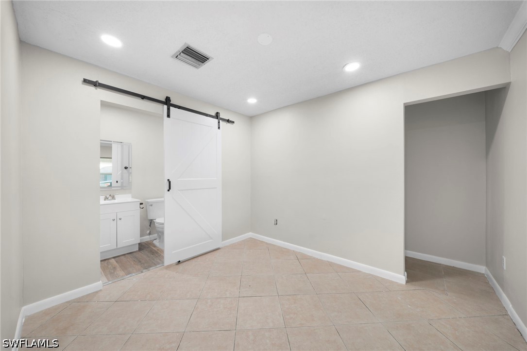 5 Bed Duplex for Sale in Sunset Cove, photo 6