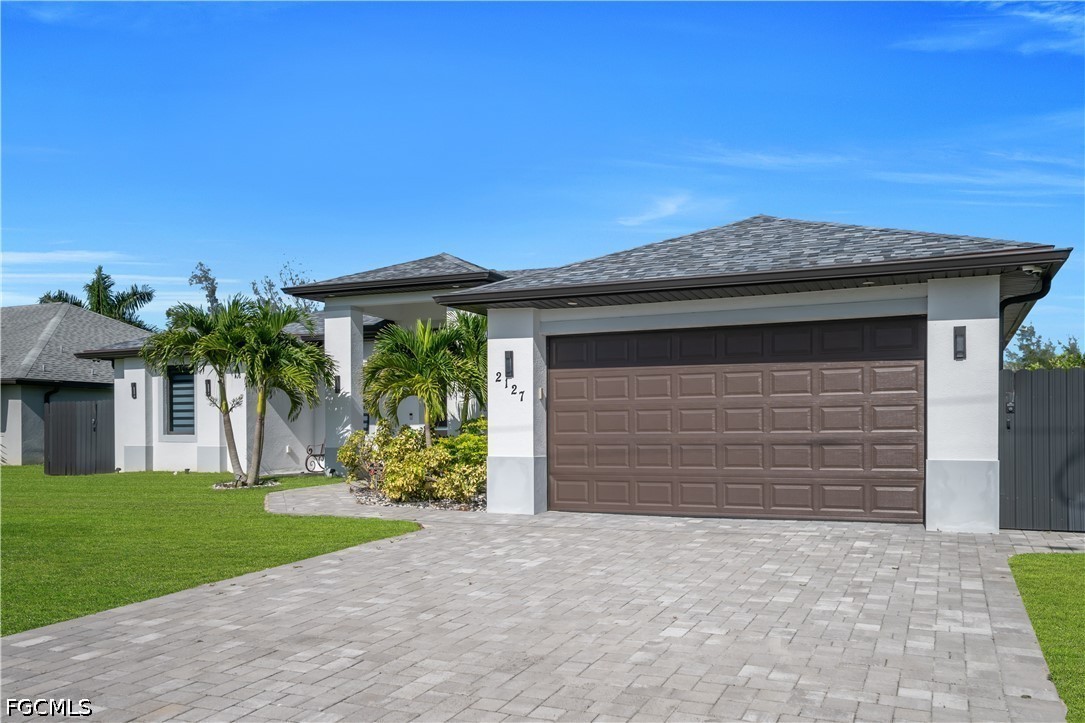 3 Bed Pool Home for Sale in Cape Coral, photo 6