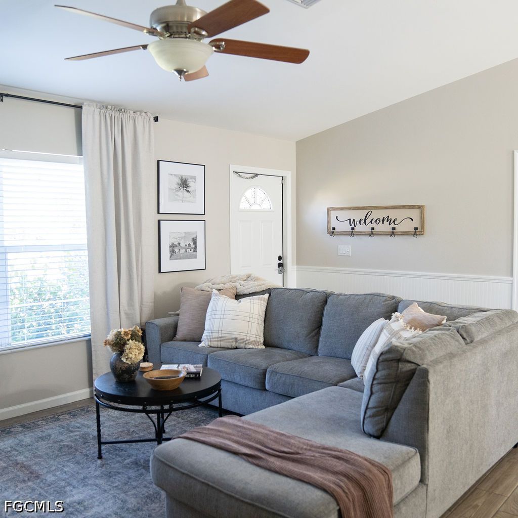 3 Bed SingleFamilyResidence for Sale in Buckingham, photo 6