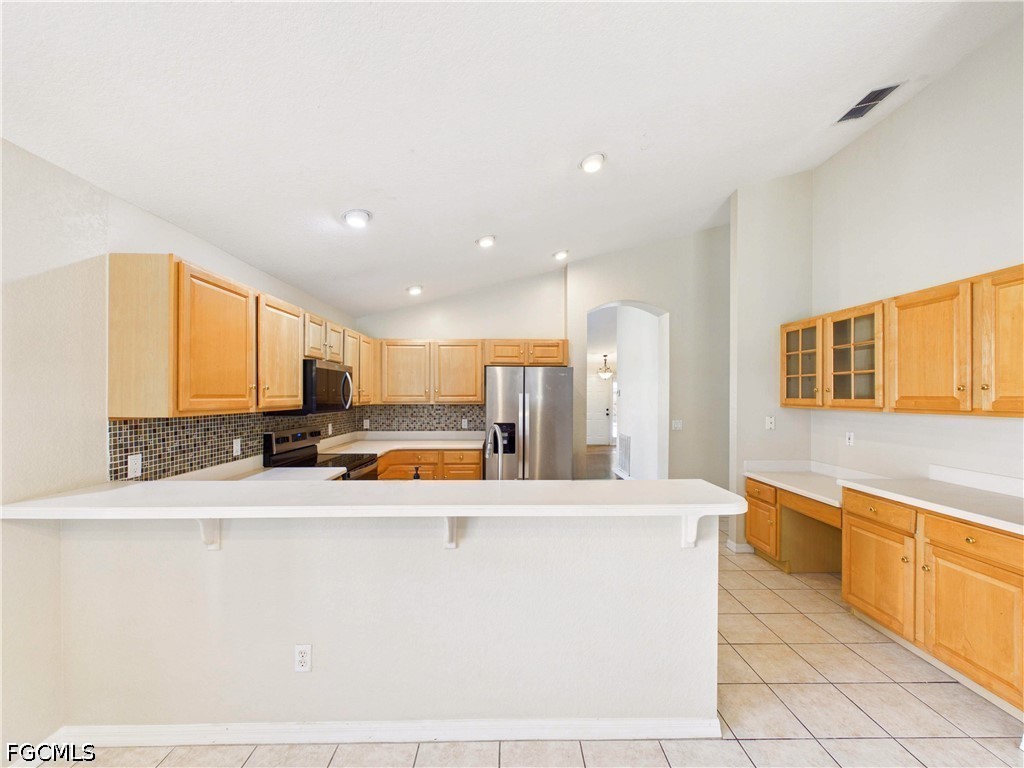 4 Bed SingleFamilyResidence for Sale in Fort Myers, photo 6