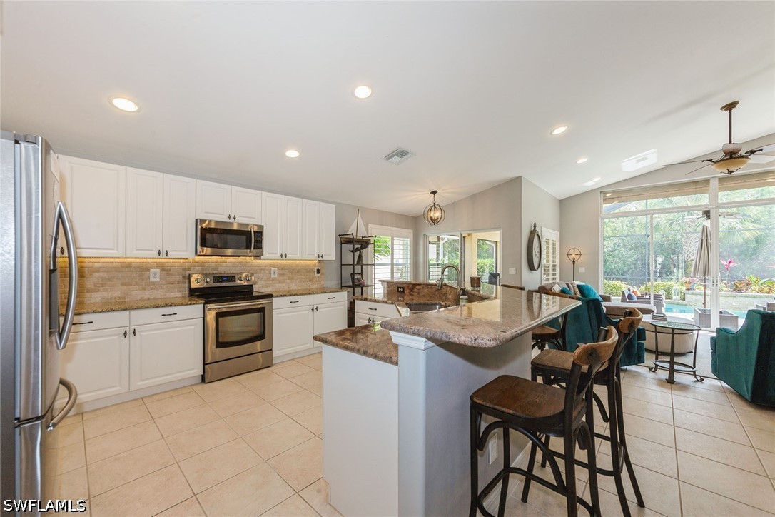 3 Bed Pool Home for Sale in Saturnia Lakes, photo 6
