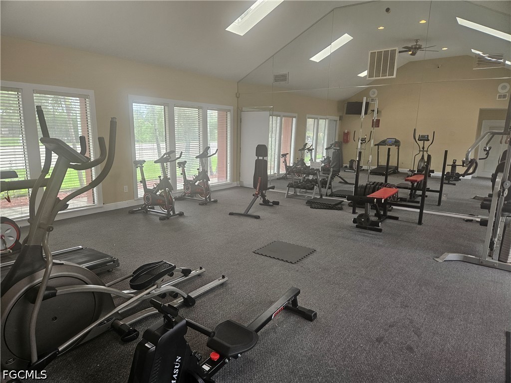 2 Bed Condominium for Sale in Village Creek, photo 6