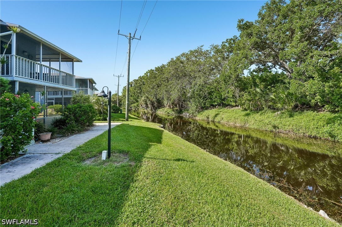 2 Bed Waterfront Home for Sale in Naples, photo 6