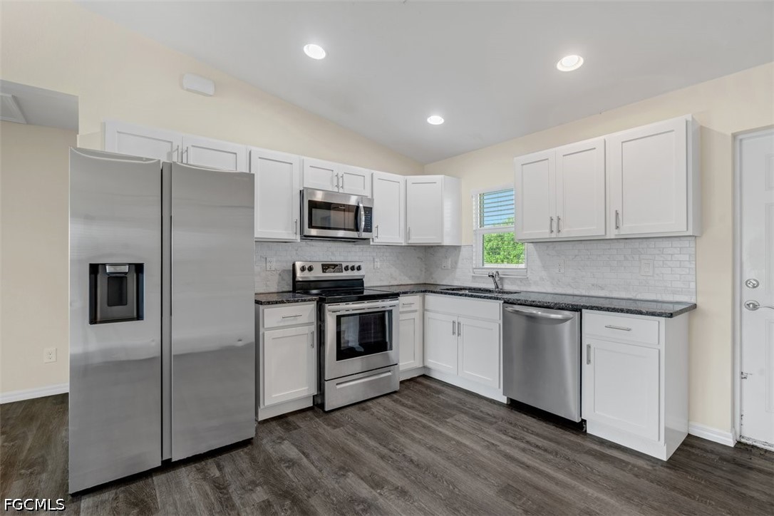 3 Bed SingleFamilyResidence for Sale in Port Labelle, photo 6