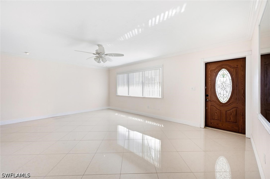 3 Bed SingleFamilyResidence for Sale in Naples, photo 6