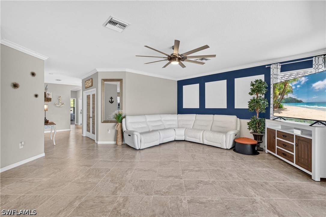 3 Bed Waterfront Home for Sale in Artesia, photo 6