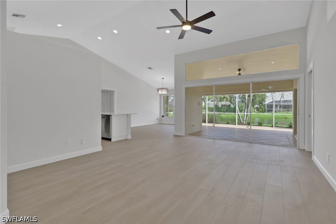 4 Bed Waterfront Home for Sale in Naples, photo 6
