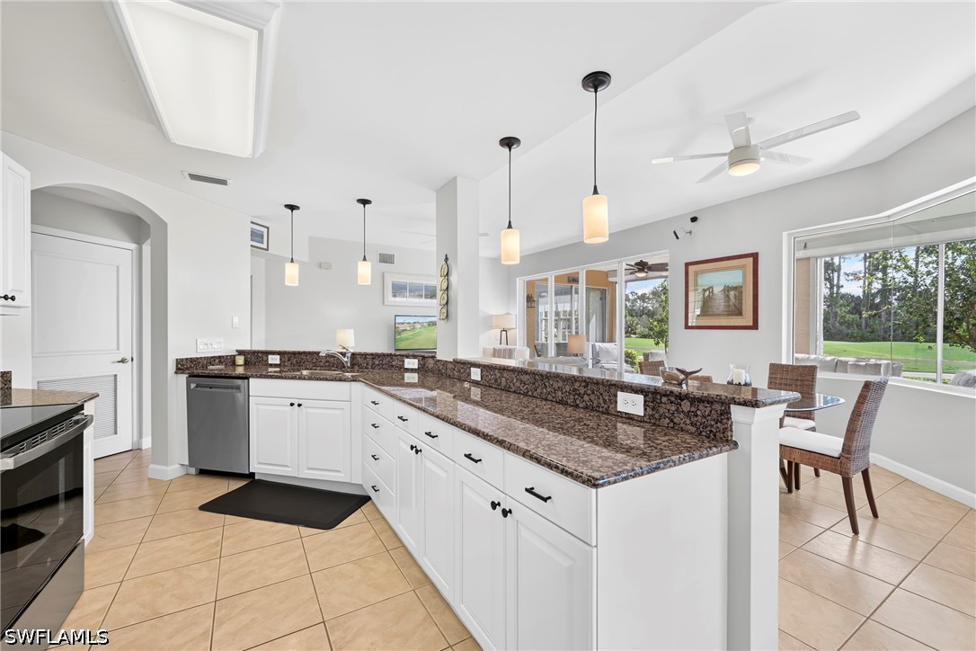 3 Bed Condominium for Sale in Avalon, photo 6