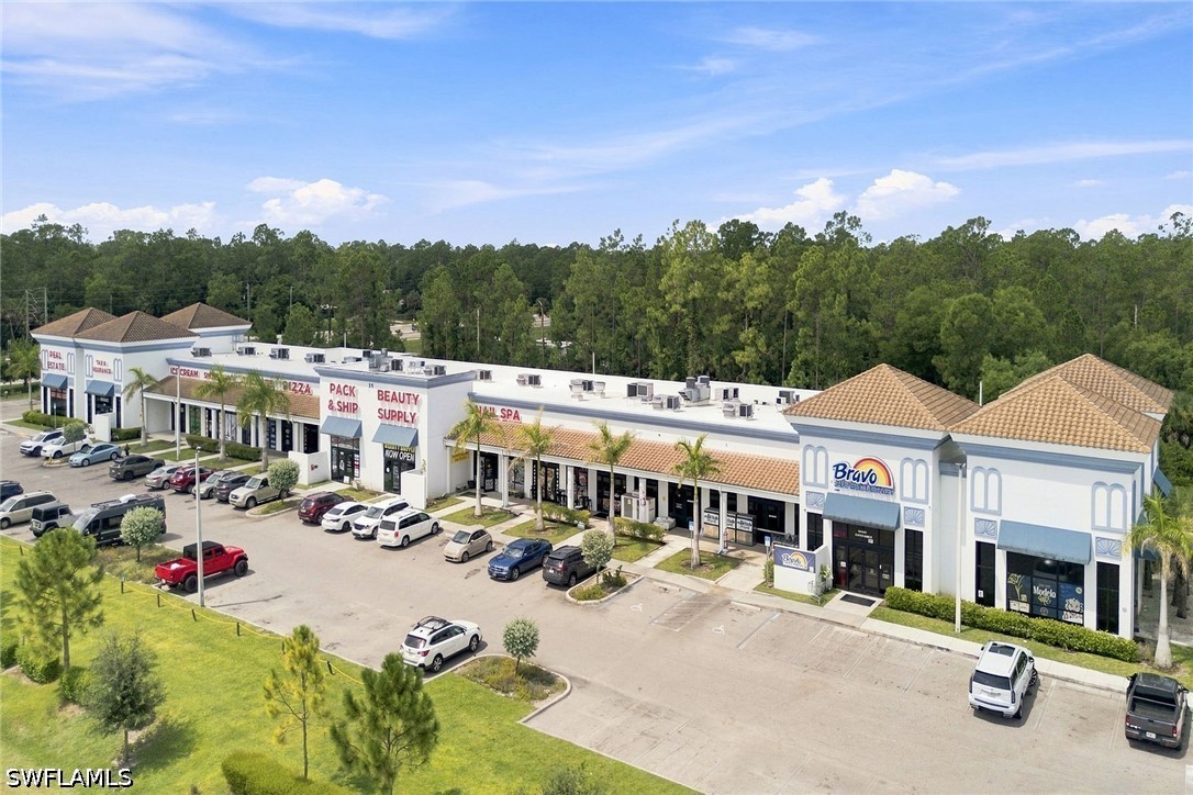 Residential for Sale in Golden Gate Estates, photo 6