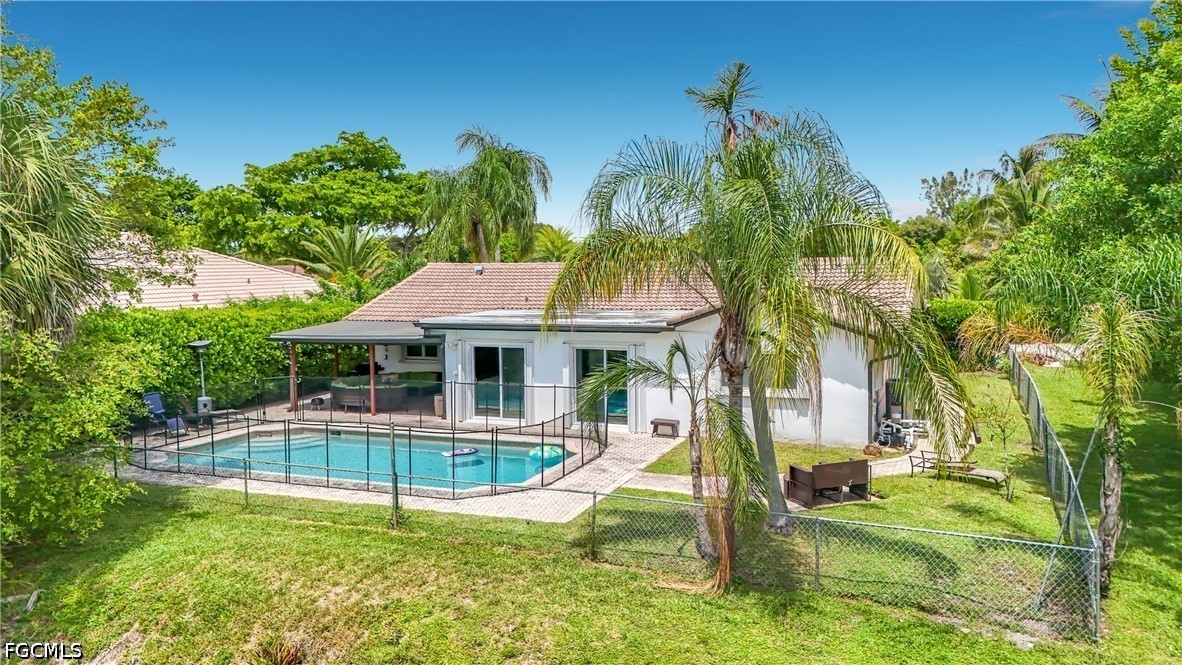 3 Bed Pool Home for Sale in Acreage, photo 6