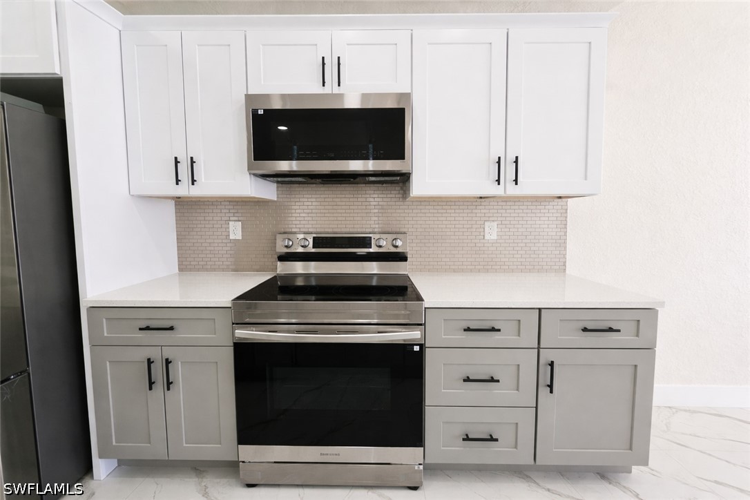 6 Bed Duplex for Sale in Lehigh Acres, photo 6