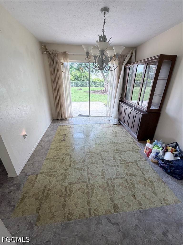 4 Bed SingleFamilyResidence for Sale in Fort Myers, photo 6
