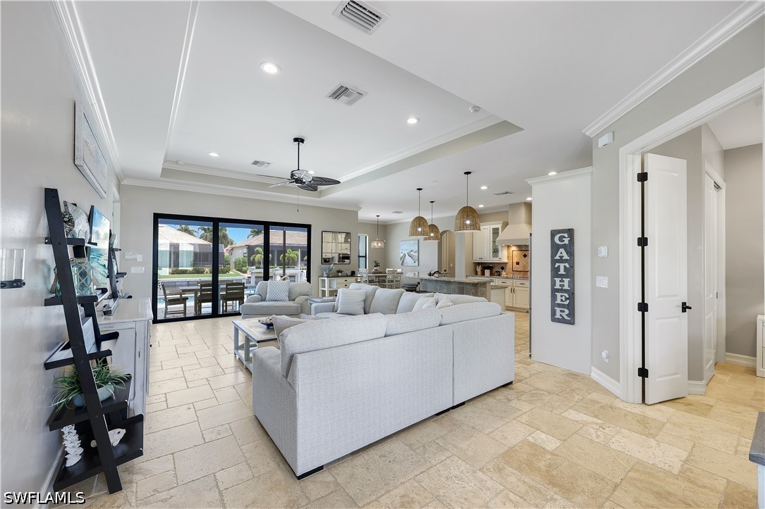 4 Bed Pool Home for Sale in Marco Island, photo 6