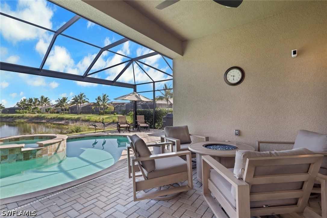 3 Bed Pool Home for Sale in Valencia Bonita, photo 6