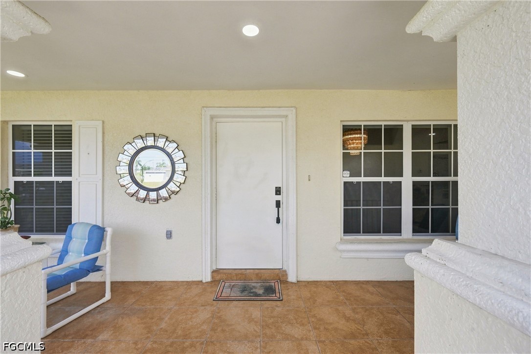 3 Bed SingleFamilyResidence for Sale in Cape Coral, photo 6