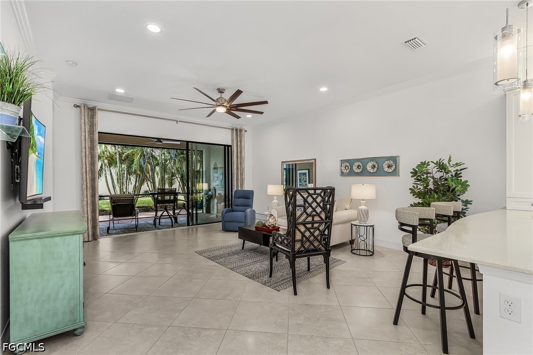 2 Bed SingleFamilyResidence for Sale in Naples, photo 6