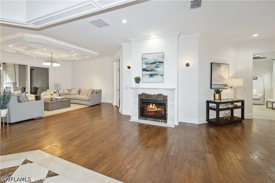 3 Bed Condominium for Sale in Cannes, photo 6