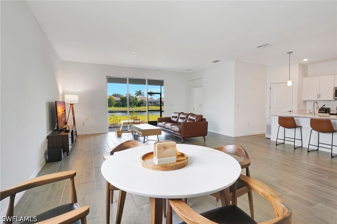 4 Bed SingleFamilyResidence for Sale in Naples, photo 6