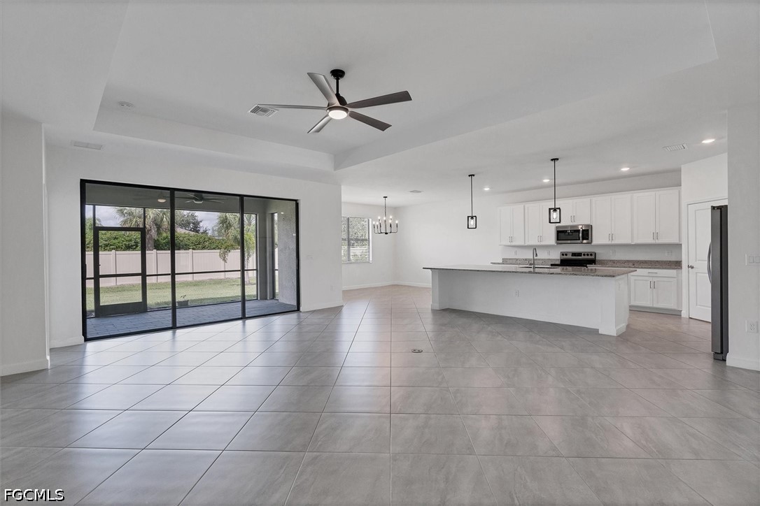 3 Bed SingleFamilyResidence for Sale in Timber Creek, photo 6