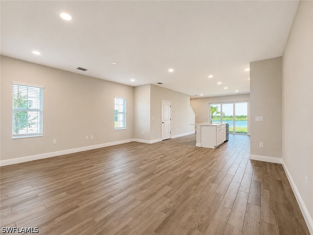 3 Bed Waterfront Home for Sale in Skysail, photo 6