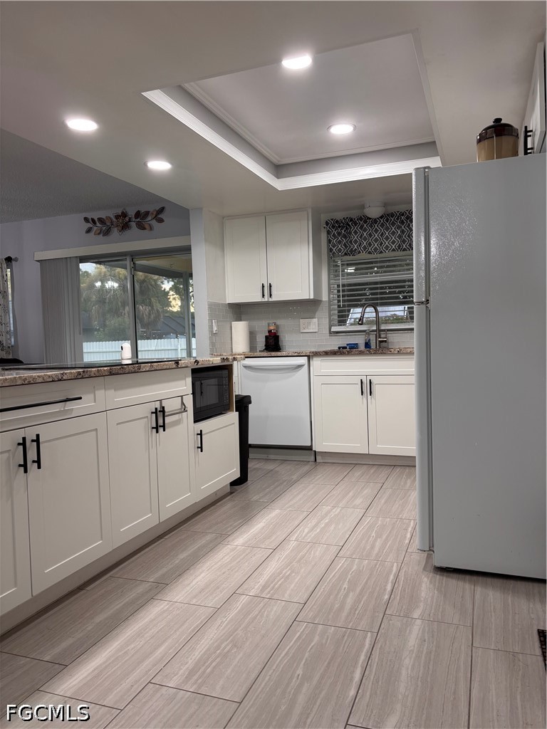 3 Bed SingleFamilyResidence for Sale in Lehigh Acres, photo 6