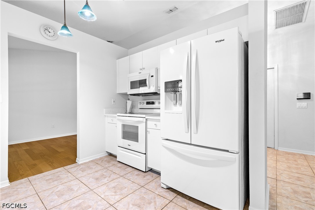 3 Bed Pool Home for Sale in Fort Myers, photo 6