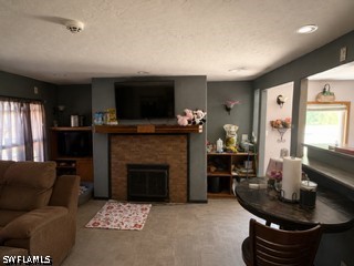 2 Bed SingleFamilyResidence for Sale in Pine Manor, photo 6