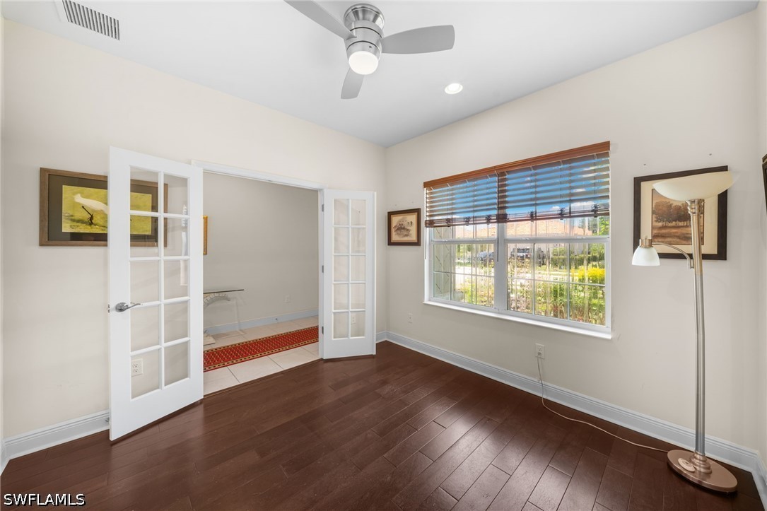 3 Bed SingleFamilyResidence for Sale in Naples, photo 6
