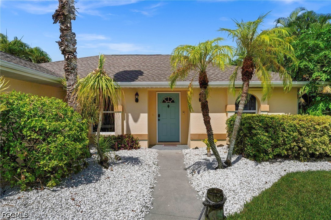 3 Bed Pool Home for Sale in Cape Coral, photo 6