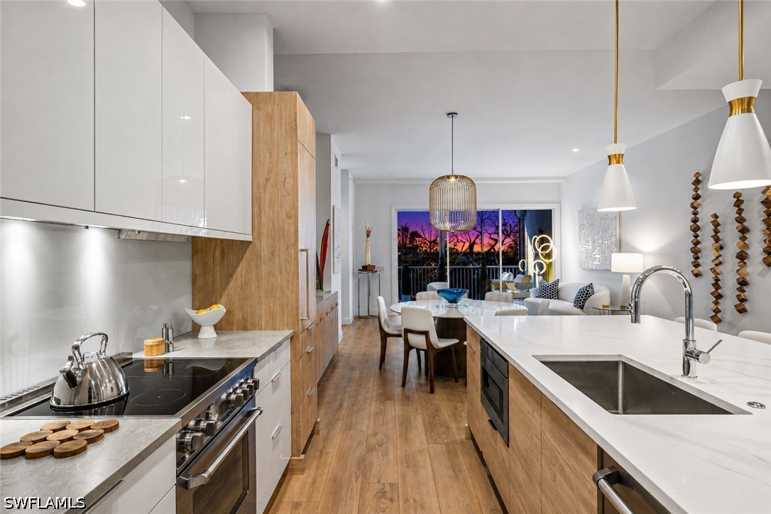 2 Bed Condominium for Sale in Breakwater, photo 6