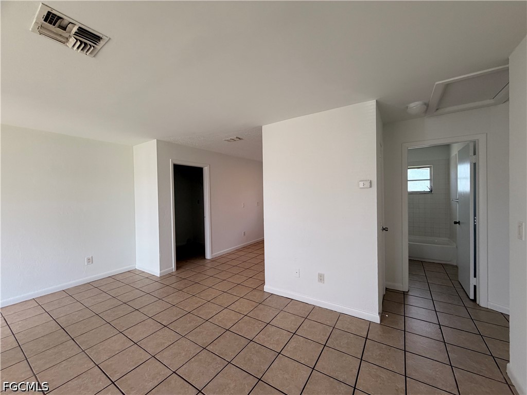 2 Bed Duplex for Sale in Lehigh Acres, photo 6