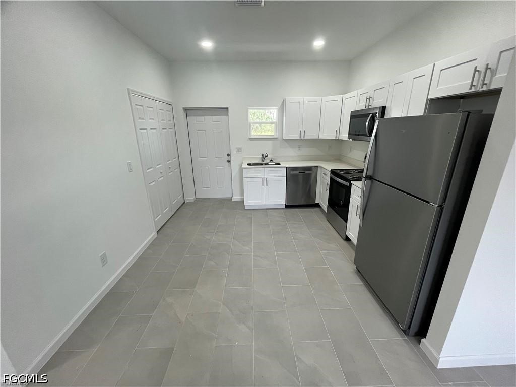 2 Bed SingleFamilyResidence for Sale in Alva, photo 6