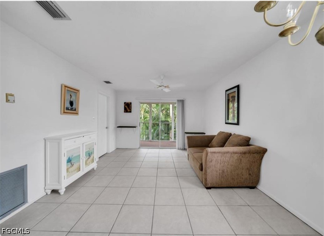 2 Bed Condominium for Sale in Fort Myers, photo 6