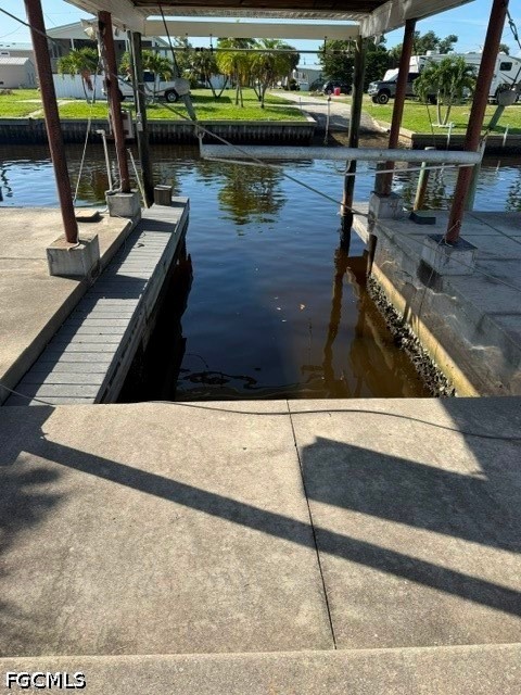 Waterfront Home for Sale in Pine Island, photo 6