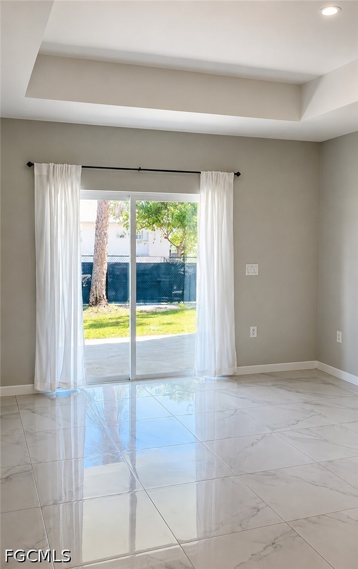 6 Bed Duplex for Sale in Lehigh Acres, photo 6
