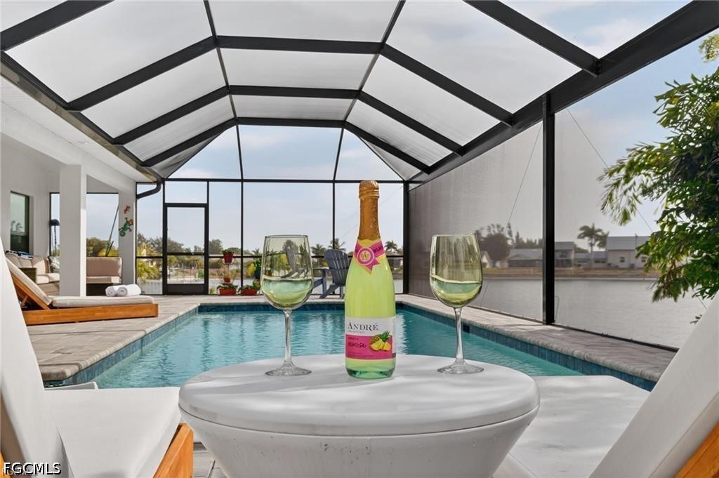 3 Bed Pool Home for Sale in Cape Coral, photo 6
