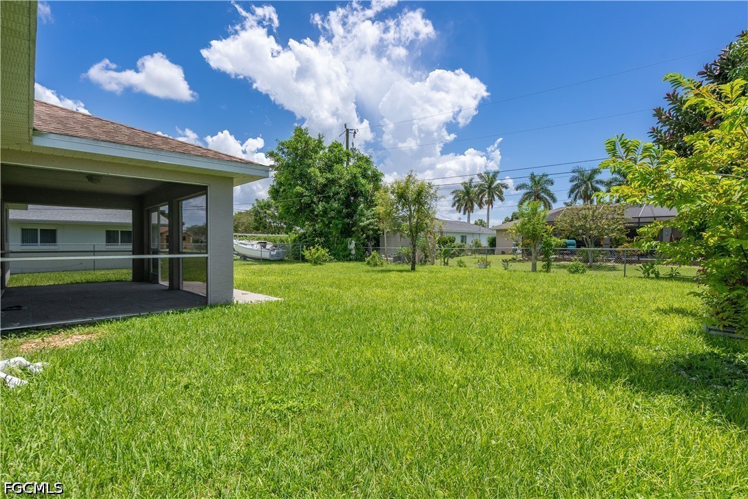 3 Bed SingleFamilyResidence for Sale in Cape Coral, photo 6