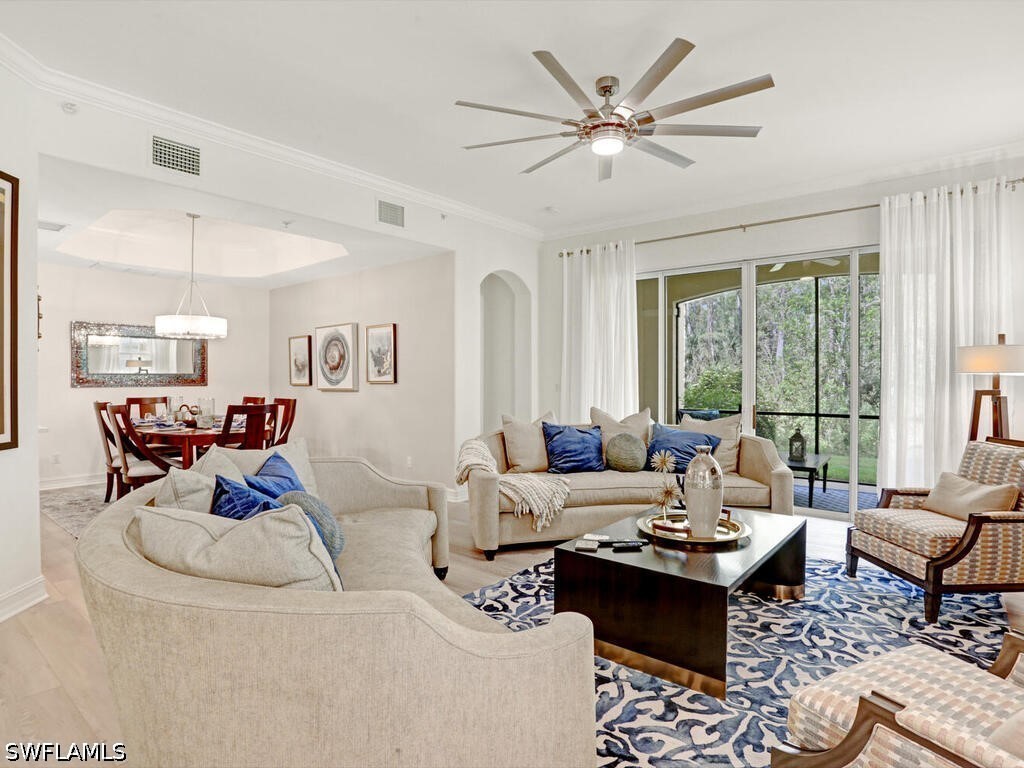 2 Bed Condominium for Sale in Naples, photo 6