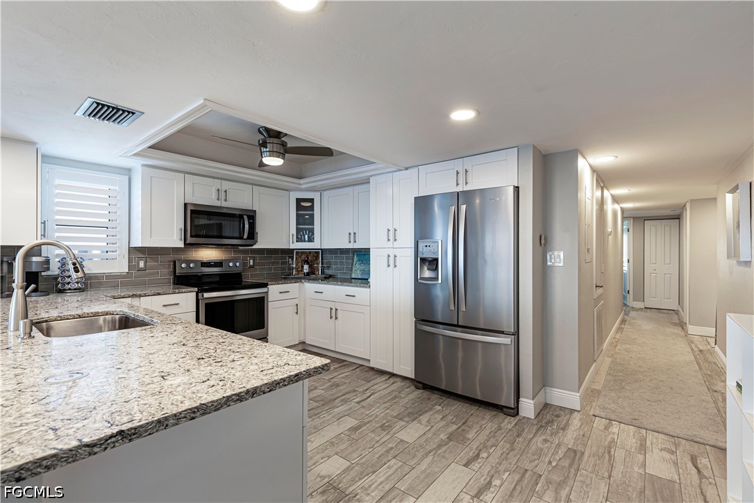 3 Bed Waterfront Home for Sale in North Shore Place, photo 6