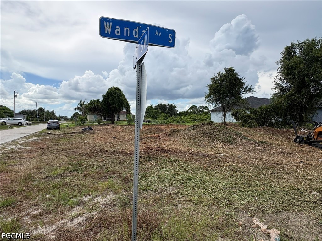 Residential for Sale in Lehigh Acres, photo 6