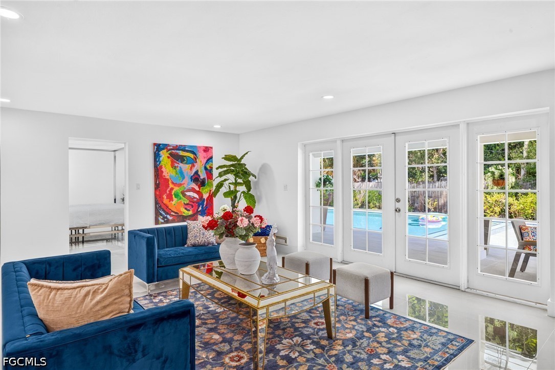 4 Bed Pool Home for Sale in Valencia Terrace, photo 6