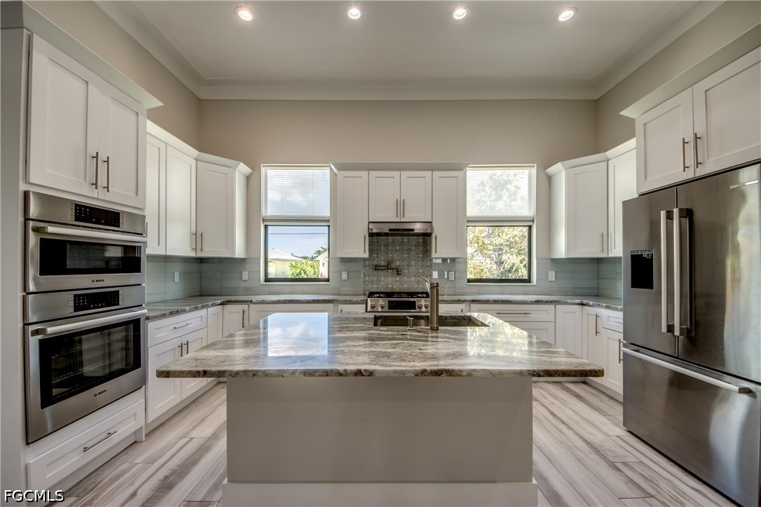 6 Bed Pool Home for Sale in Cape Coral, photo 6