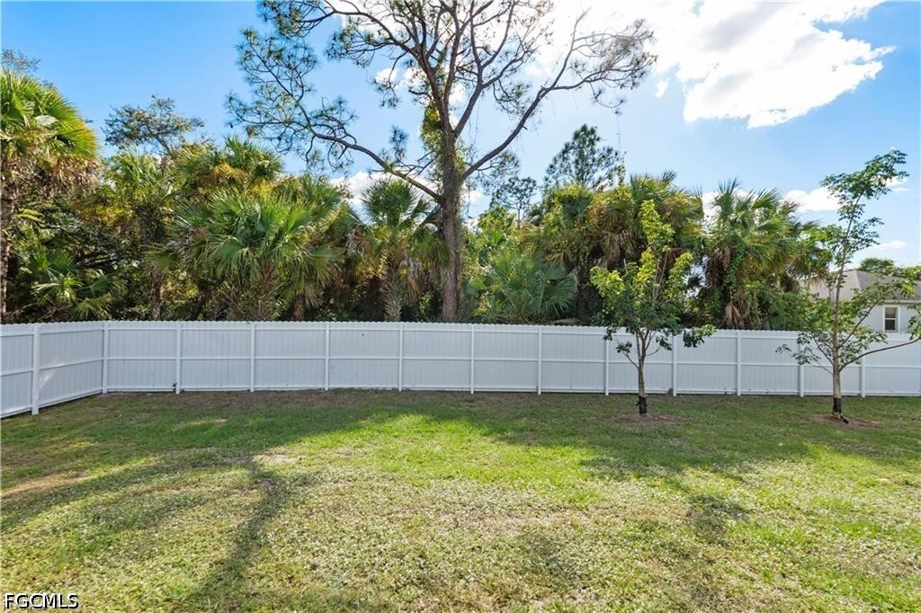 3 Bed SingleFamilyResidence for Sale in Port Labelle, photo 6