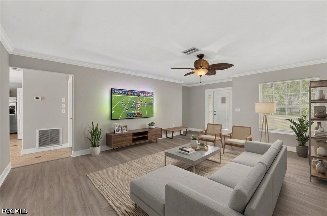 3 Bed Pool Home for Sale in Not Applicable, photo 6