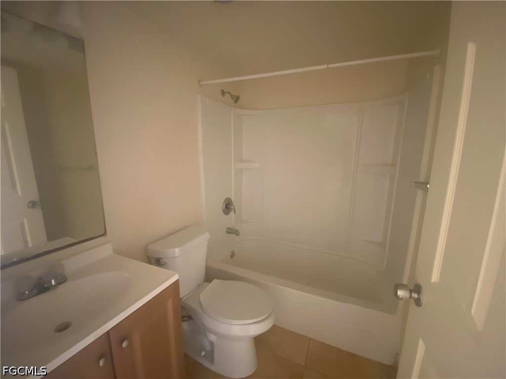 1 Bed Condominium for Sale in Fort Myers, photo 6